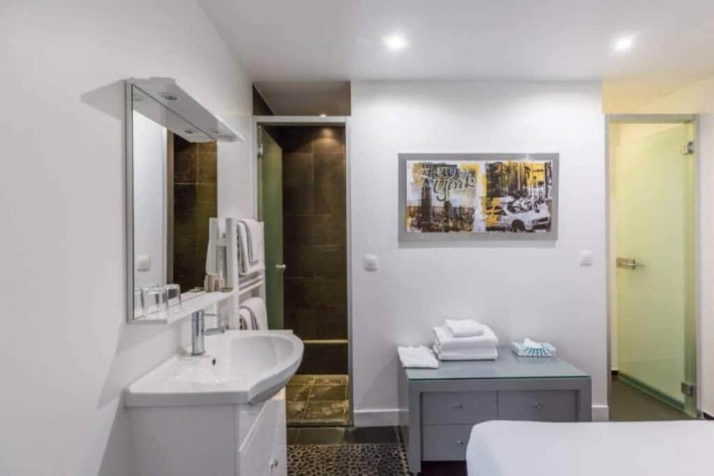 Appartement Cosy Pres Du Marais Paris Exterior foto
