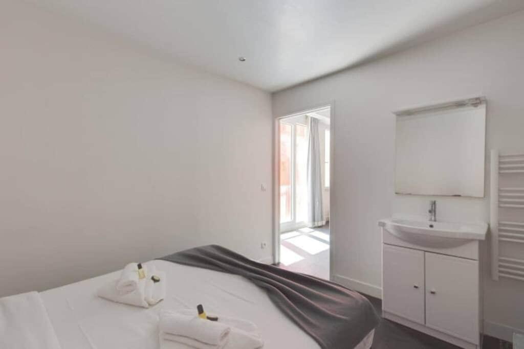 Appartement Cosy Pres Du Marais Paris Exterior foto
